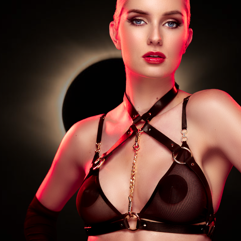 Kinky_diva_sioux_halter_harnas_missq_lingerie