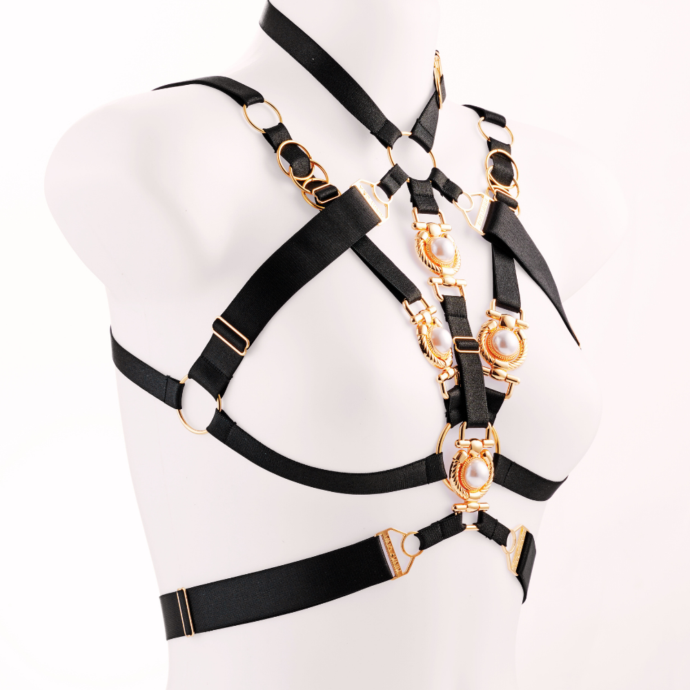 Pompeia I | 4 Luxury Pearls – Gedurfde elegantie met een moderne twist