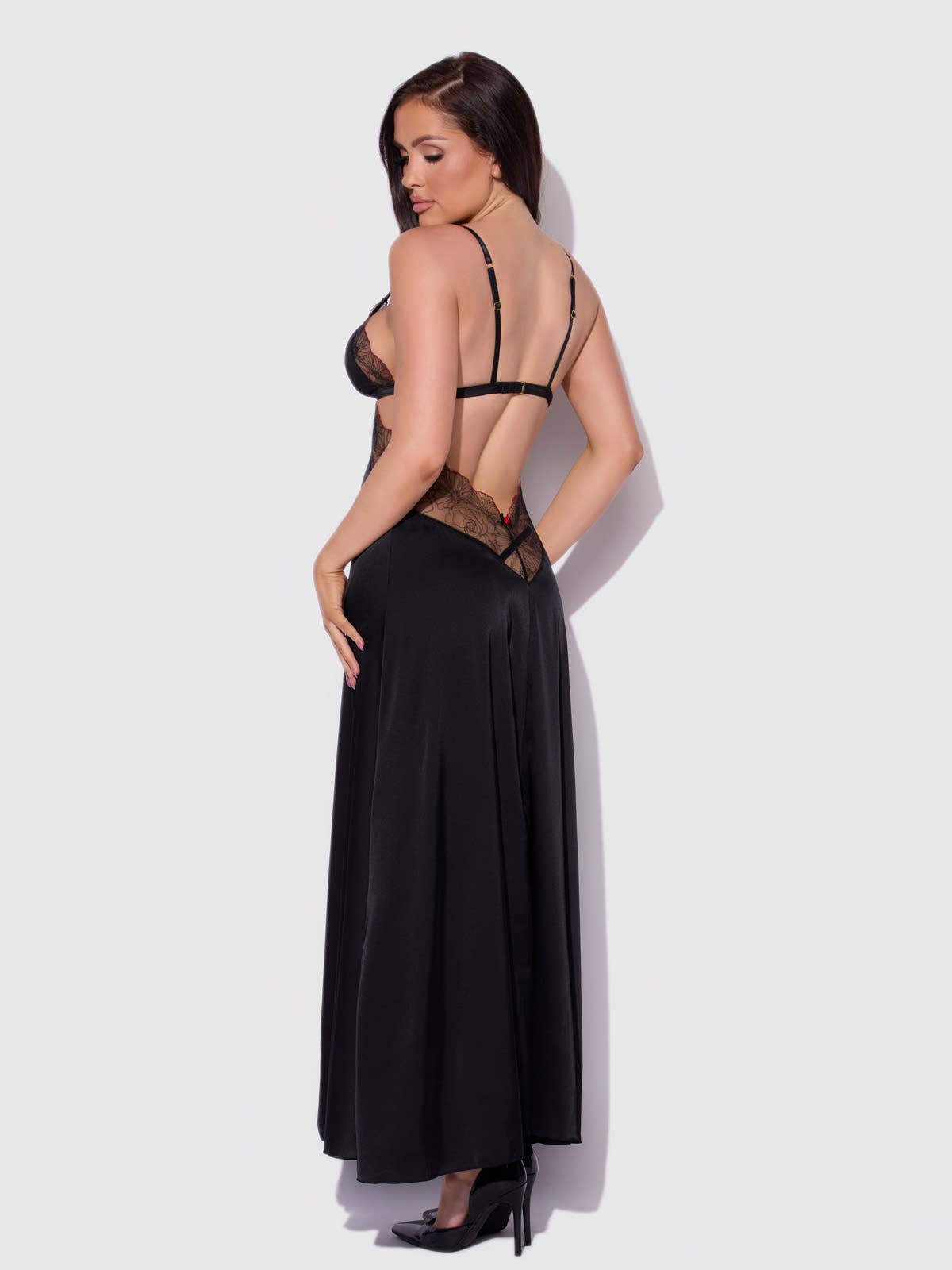 Ilena Longdress met Bloemenmesh en Satijn, inclusief Plus Size