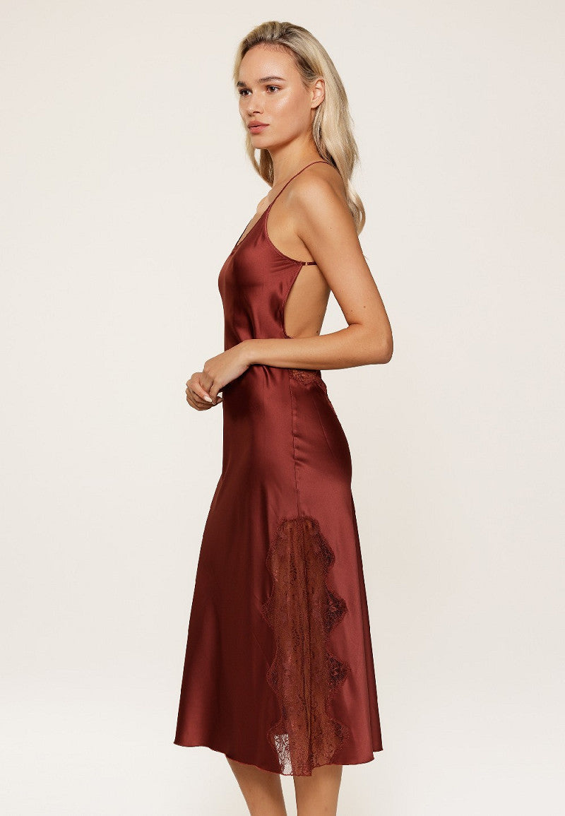Port Royale Long Chemise, Elegantie in Satijn en Kant