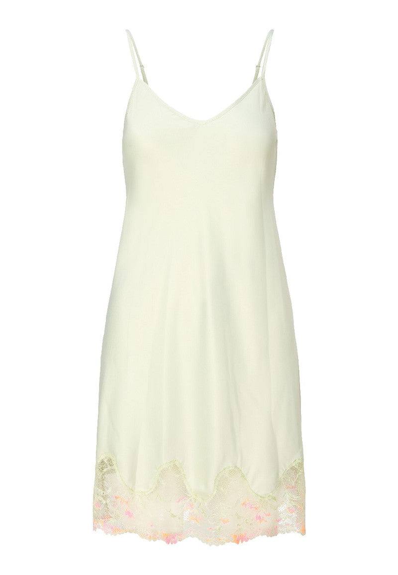 8305CH_357_01_lingadore_canarygreen_satijnen_kante_chmise_missq