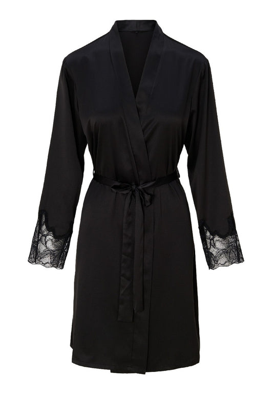 Beauty in Black Satijnen Kimono