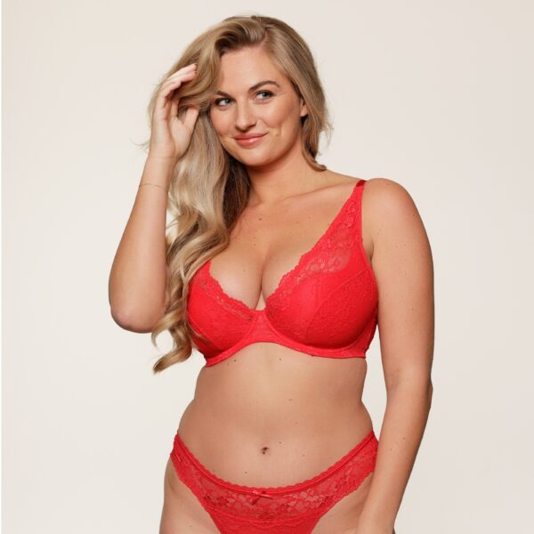 Daily_voorgevormde_rode_triangel_bh_zonder_beugel_missqlingerie