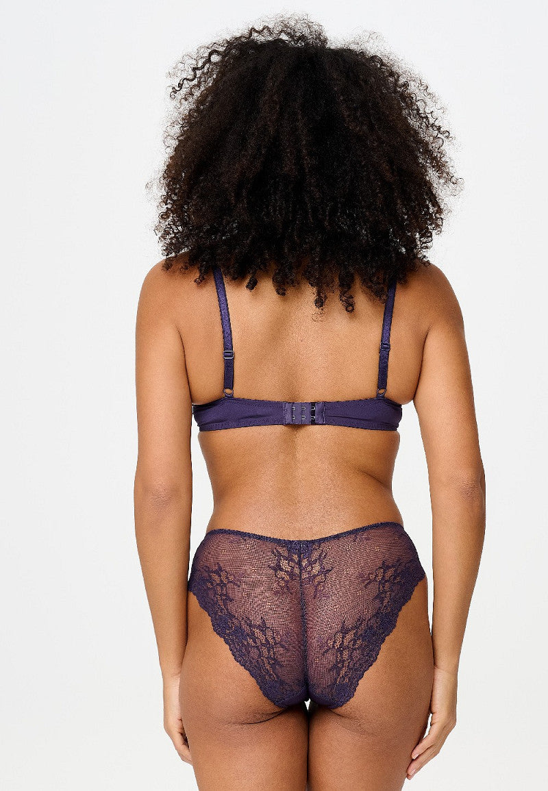Lingadore_daly_tshirt_bh_rape_missq_lingerie