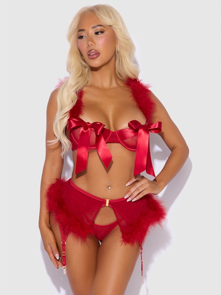 Marilyn_rode_lingerie_set_marabouveren_missqlingerie