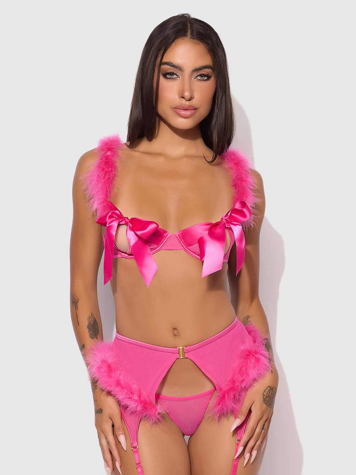 Marilyn_roze_lingerie_set_marabou_veren_missq_lingerie